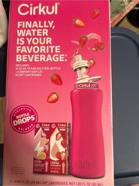 Cirkul Strawberry Water Bottle - Pink